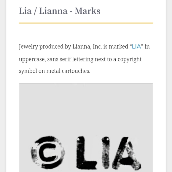 Vintage LIA Lianna Gold and Pink Faux Pearl Stud Earrings - Picture 2 of 6